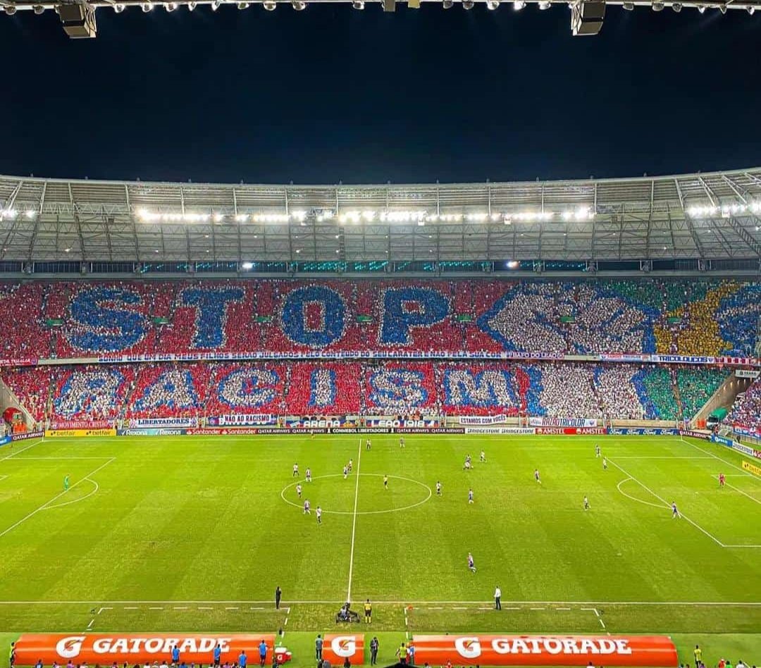 Leandro_David1's tweet photo. Por um mundo melhor, juntos na luta!!!
#StopRacism #FortalezaEC #FORxRIV
#Libertadores #FIFA #Comenbol #Wold #brasileirao https://t.co/DiLZdlbxtX