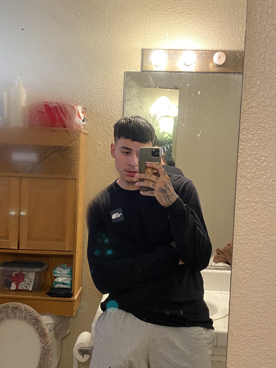 Finn tweet media