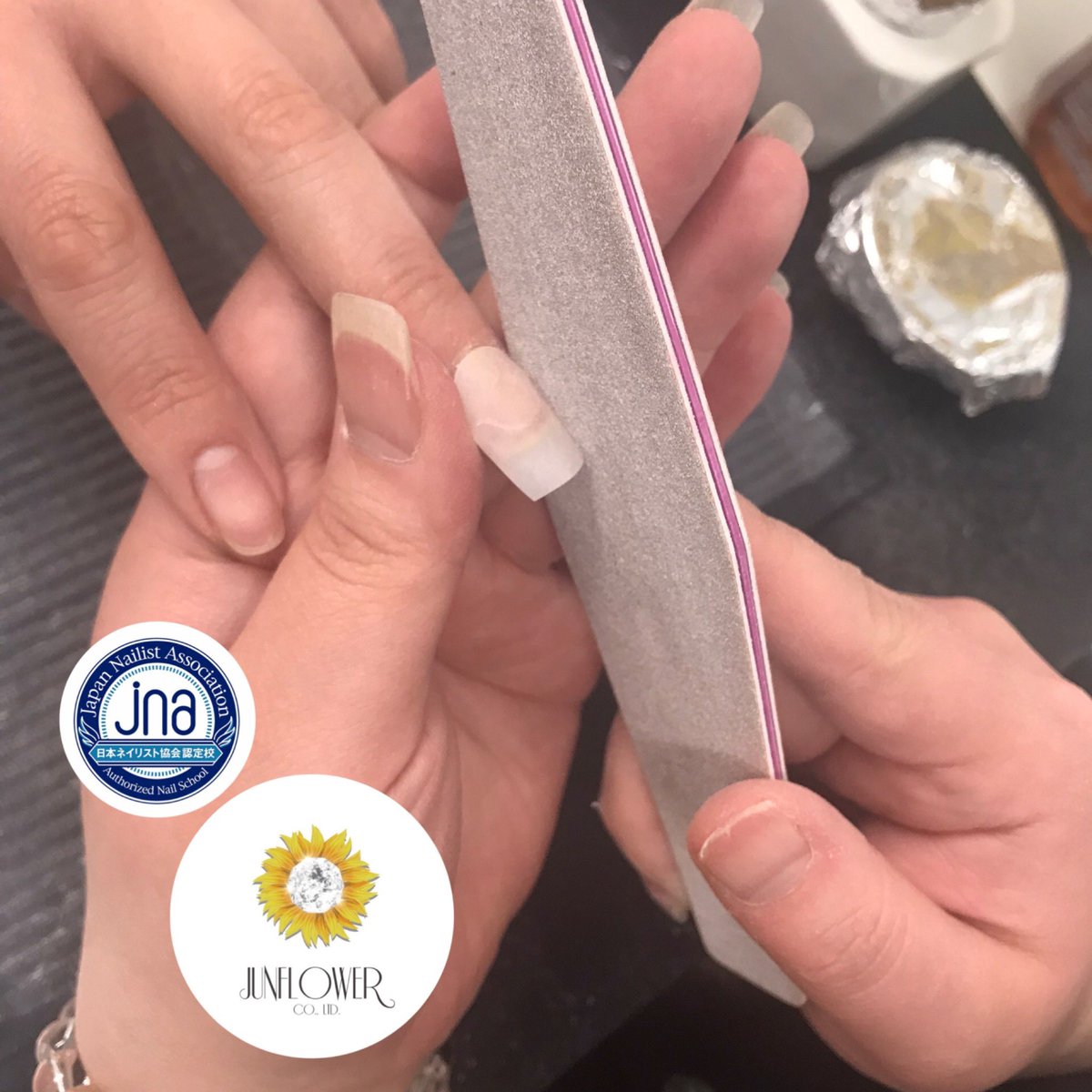 JunflowerN's tweet photo. 【3月14日開講コース】
⭐️本日の授業内容⭐️アクリル初・アート(チェック)💅フォームをしっかり装着しましょう‼️

#ジュンフラワー
#junflower
#ネイル
#求職者支援訓練校 
#職業訓練校
#jna本部認定講師 #在籍
#jna認定
#ネイル検定校
#ジェル検定
#ハローワーク
#次回4月開講予定 https://t.co/iCCPWVUZzl