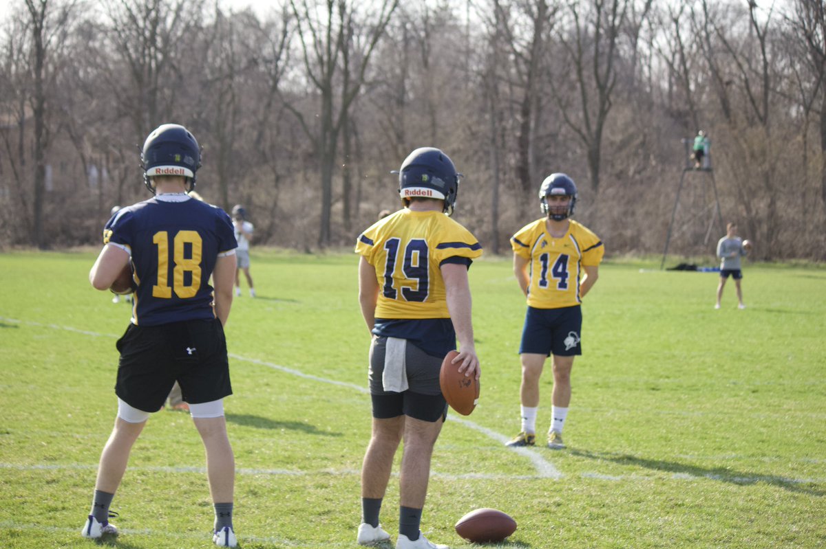 Singletron14's tweet photo. Gunslingers in action….can’t forget ball security = job security, even in spring ball https://t.co/Gu2H3rgYH8