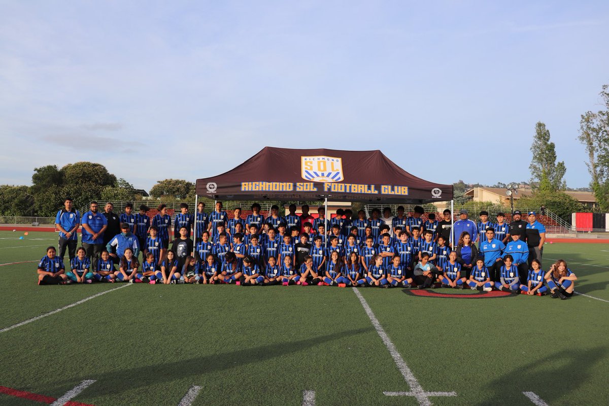 GoRichmondSOL's tweet photo. Celebrating these young players, their families, our coaches and volunteers…our first all-club photo in a long time! Great job everyone! Good luck as we finish out the spring 2022 season! https://t.co/gp0oc7r9PD https://t.co/ghJgrdS5ZY