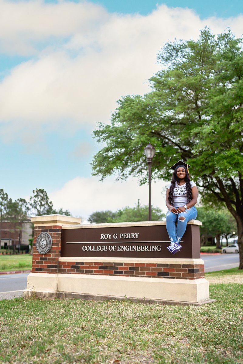 caaylaawaylaa's tweet photo. There is only 2% of black women who graduate in engineering. With that being said…

May 14, 2022 👩🏾‍🎓🍾

B.S in Chemical Engineering 
Minor in Mathematics 

✅Full Time Job Secured
✅Alpha Kappa Mu 
✅3 Leadership Positions
✅8x Deans Honor Roll
✅Mentor Program for Youth https://t.co/9V4NAO0nMI