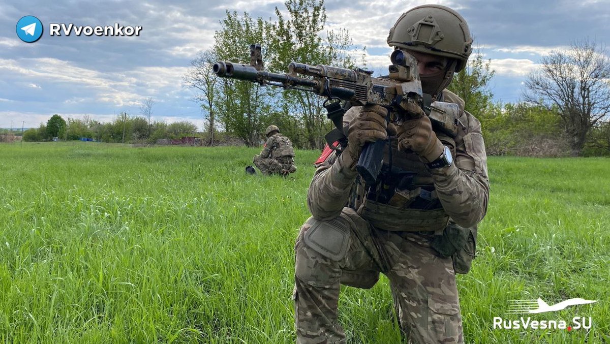 DOGDEGA's tweet photo. 🇷🇺💥🇺🇦 Grupo de las fuerzas especiales rusas "Valiente" en la dirección de Liman.
#Liman #Ucrania #Donbass #Rusia #Spetznaz https://t.co/Val39y9axm