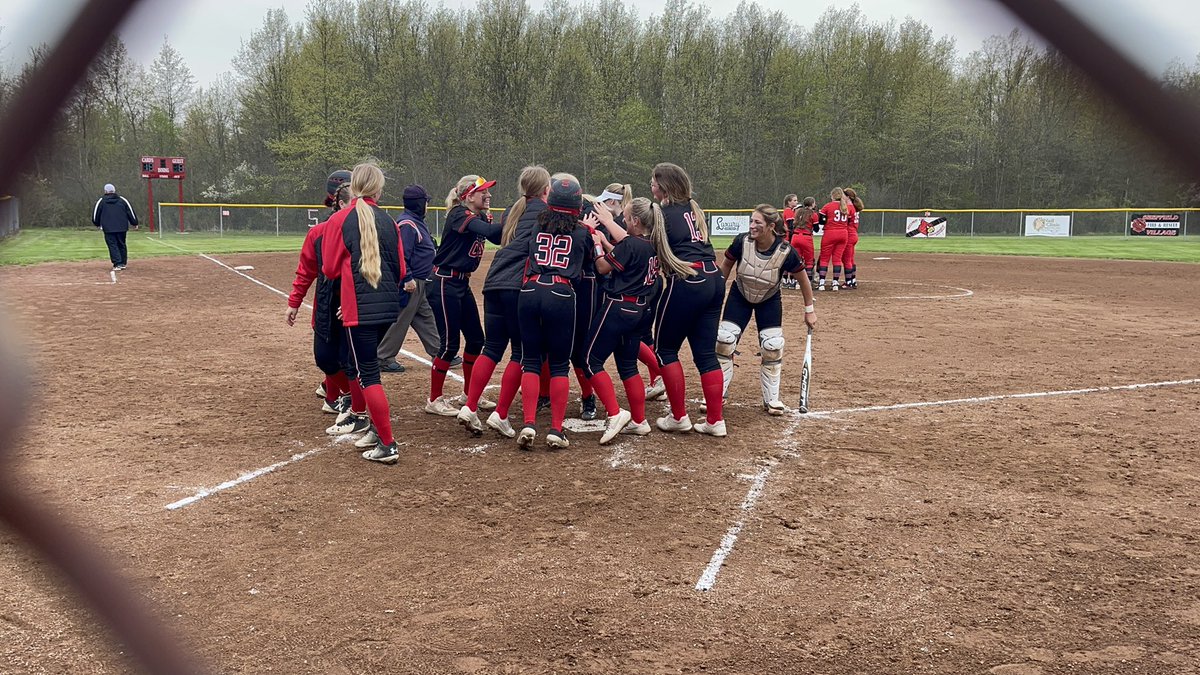 <a href="/bhs_softball17/">Brookside Softball</a> stays UNDEFEATED in the <a href="/LorainCounty8/">Lorain County League</a> beating <a href="/FirelandsFalcon/">Athletic Director</a> in extra innings. <a href="/LindseyNader/">lindsey nader</a> game winning hit and <a href="/c_lark14/">Faye Clark</a> and kaelynn with HR’s