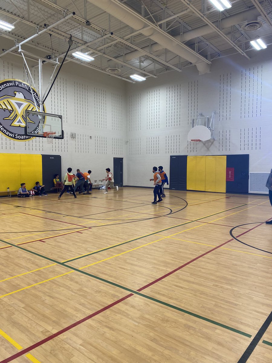 Skipping, parachute games, dribbling and basketball; some of the activities that got our ♥️ pumping during day 1 of our #JumpRopeForHeart fundraiser for <a href="/HeartandStroke/">Heart & Stroke</a>. Way to go @oodps1!! F22_Jump_ON_CentralWest: Oodenawi Public School - Heart and Stroke Foundation of Canada