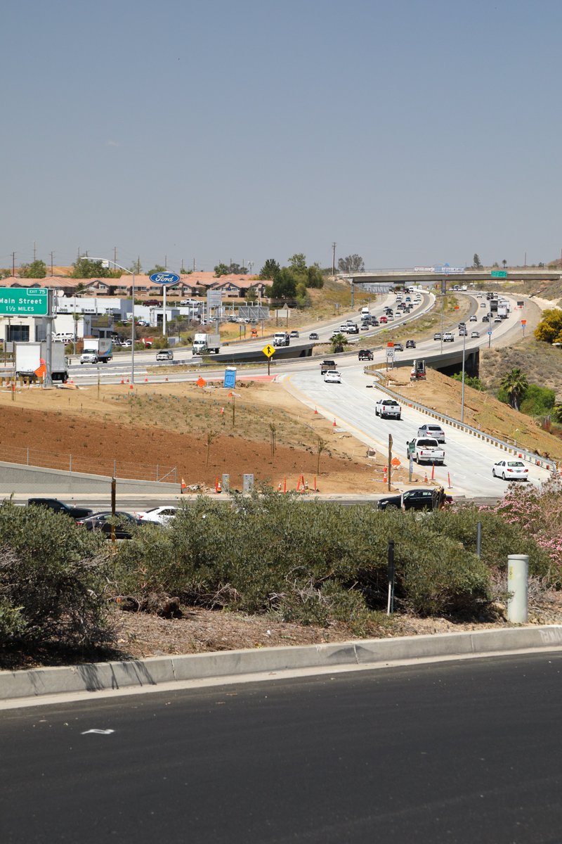 WesternRCA's tweet photo. All ramps are open! @TheRCTC hosted a ribbon-cutting ceremony in April for the I-15 Railroad Canyon Interchange in #LakeElsinore. With the help of the #MSHCP, transportation projects like these are streamlined to improve traffic flow. @CtyLakeElsinore https://t.co/Ba4dHGNot5