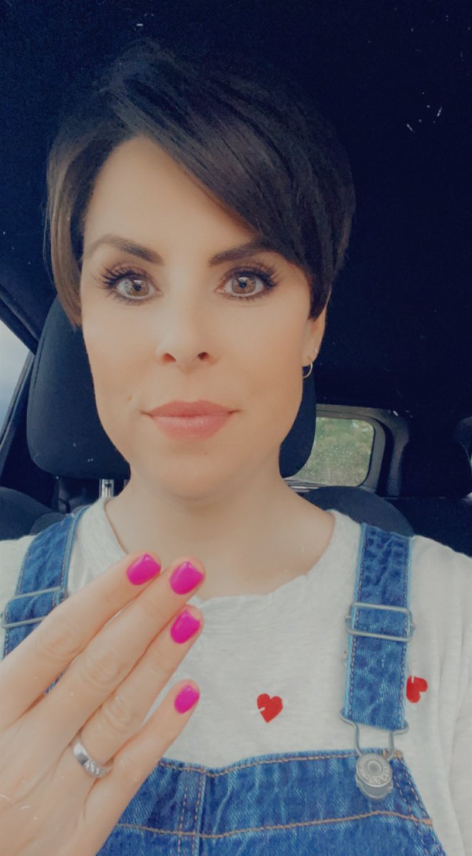 Got the paws ‘n claws freshened up after school <a href="/cfisdwells/">Wells Elementary</a>. #WellsRAK #TeamRoyalBlue 👑