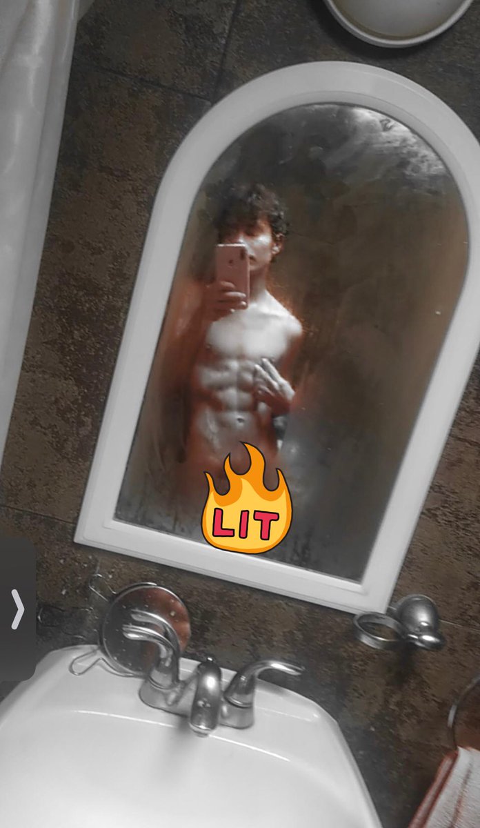 reen_gr's tweet photo. ¿Ya visite mi nuevo contenido?  No te lo pierdas y suscríbete https://t.co/3uFnxH0EIK 🥵🔥🥵🔥🥵🥵🔥🥵🔥🥵 #horny #porn #heterocuriosos #hetero #VergasGrandes #HeterosVergones #onlyfans https://t.co/qYqrqRCAyB