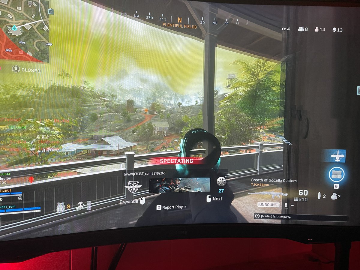 Hi <a href="/RavenSoftware/">Raven Software</a>. It’s fun playing #Warzone when you meet players with their wallhacks and aimbots acivated, and not yet released weapon skins… #irony #RicochetAntiCheat. <a href="/timthetatman/">timthetatman👑</a> knows, but he has a button 🙈