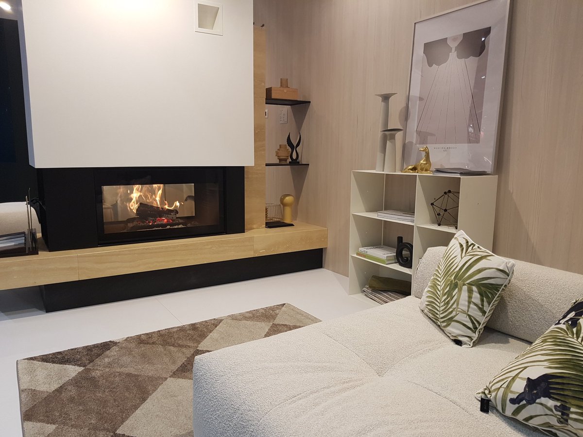 ChauffageauBois's tweet photo. Ambiances chez @PalazzettiGroup a #progettofuoco https://t.co/l3f74OkoH7