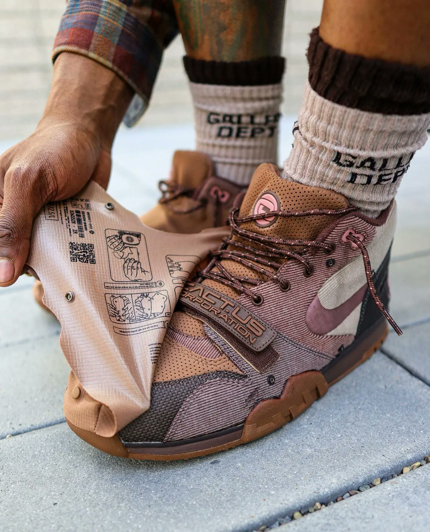 Sneaker News on X: Are you feeling the Travis Scott x Nike Air