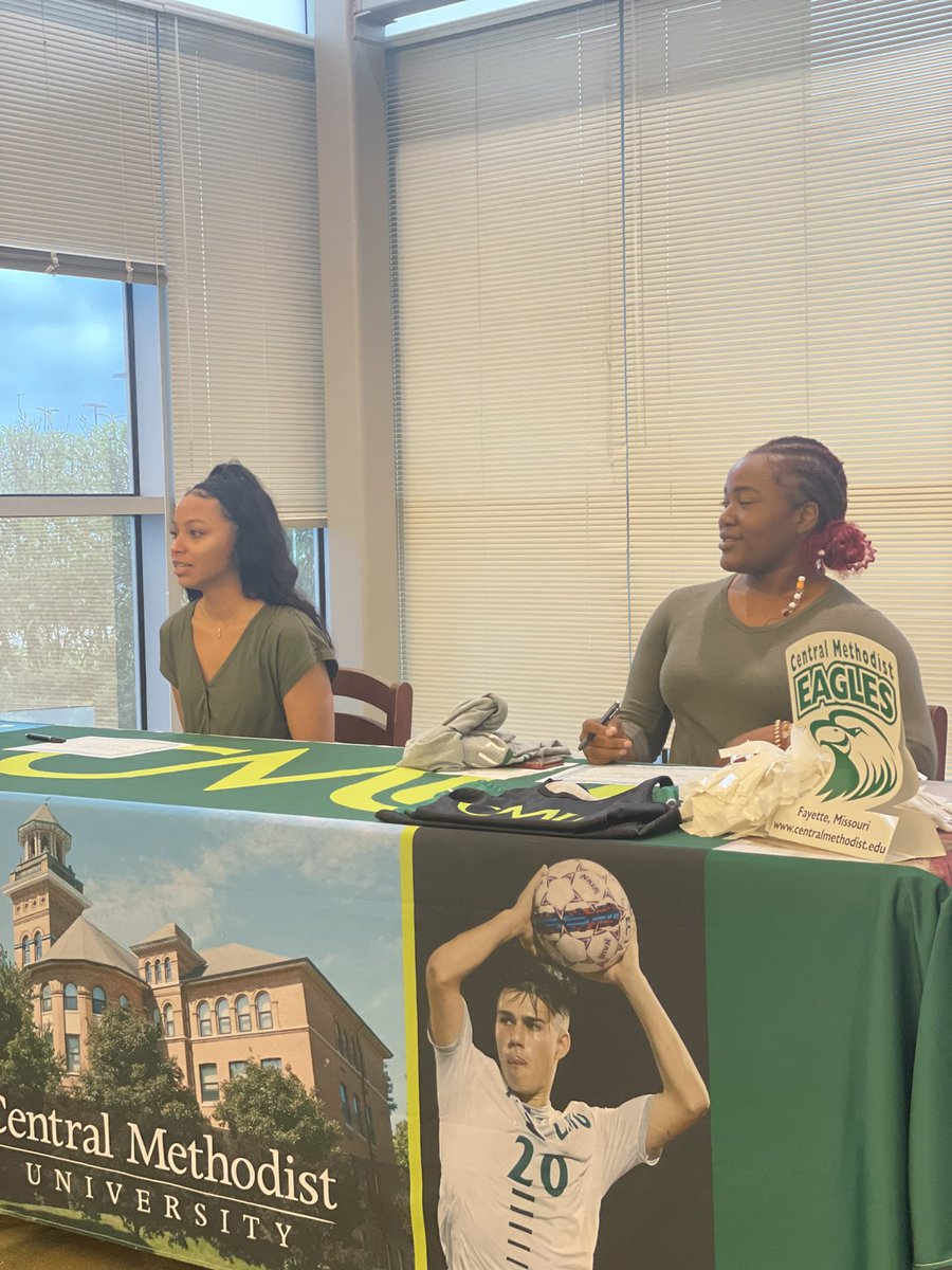 MrsAGalbreath's tweet photo. Great signing ceremony @MurielBattleHS today! Congrats to Huntar and Aniya! We are proud of all our #COMOEd Scholars! #CPSBest https://t.co/p03AMXrPMz