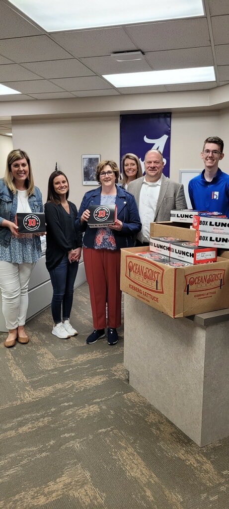 Shout out to Bailey and Wood Mortgage Lender for the Jimmy John’s lunches.  The staff of ⁦<a href="/AHSNation/">Angola High School</a>⁩ and all of ⁦<a href="/MSDofSteuben/">MSDofSteubenCounty</a>⁩ are grateful for this gesture during #TeacherAppreciation