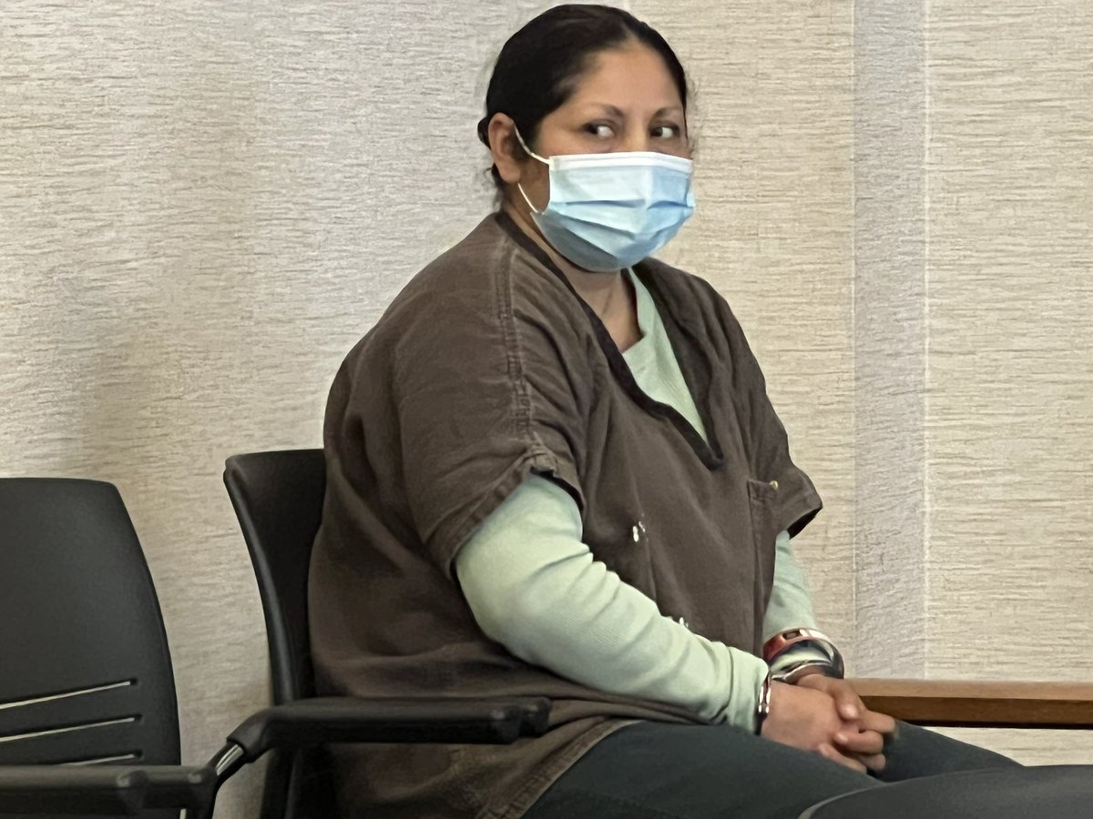 newsdamian's tweet photo. #EXCLUSIVE:
The accused kidnapper of #babybrandon, Yesenia Ramirez, had been deported 3 times to El Salvador, per @DHSgov.
#ICE has issued “Detainer” for her at the Santa Clara County Jail.
At 5 on @nbcbayarea https://t.co/graia0lmvW