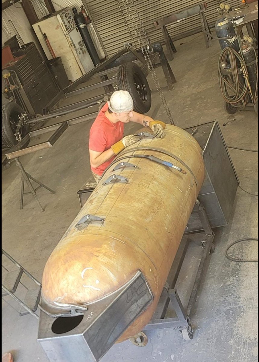 tank4daCubz's tweet photo. The new smoker is coming along!!! Week to 10 days out I think...cutting doors tomorrow. Got the paint & the wheels and the trailer frame is about to be flipped for fit up!!!😎🔥👊
#HellYeah #250Trailer #SmokerBuild #Offset #StickBurner #BBQ #TXBBQ #FtWorth #PaintItBlue https://t.co/S74jRCYvlI