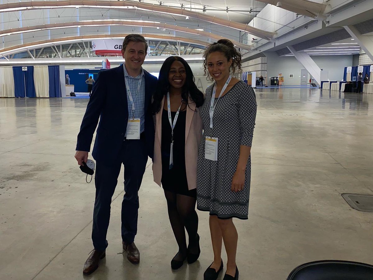 ElleClaudine's tweet photo. Today, I had the opportunity and privilege to present on the work that I’m most passionate about and then meet the 2 of the sickle cell hematologists, advocates, and leaders that I cite in just about all of my papers @DrPowerHays & @PTMcGann! #ASPHO22 owes me nothing 🤍 https://t.co/Q7WFQhGe8D
