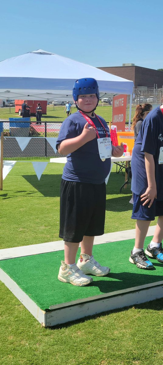 heatherharmon7's tweet photo. The best day with the best athletes! #SpecialOlympics2022 #EESsoars https://t.co/2CtxX1QxMd
