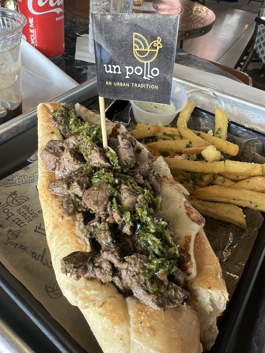 Delicious lunch today at Un Pollo at The Doral Yard!! Owner Carlos is a T-Mobile alumni. Go check it out! @je101600 @RonyG5612 He’s offering a discount for T-Mobile employees!! #SupportSmallBusiness