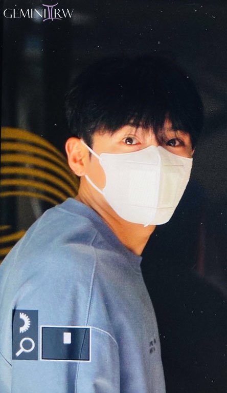 gemini_rw's tweet photo. 220506 뮤직뱅크 출근 Preview

#려욱 #Ryeowook https://t.co/VzZwOECrK7