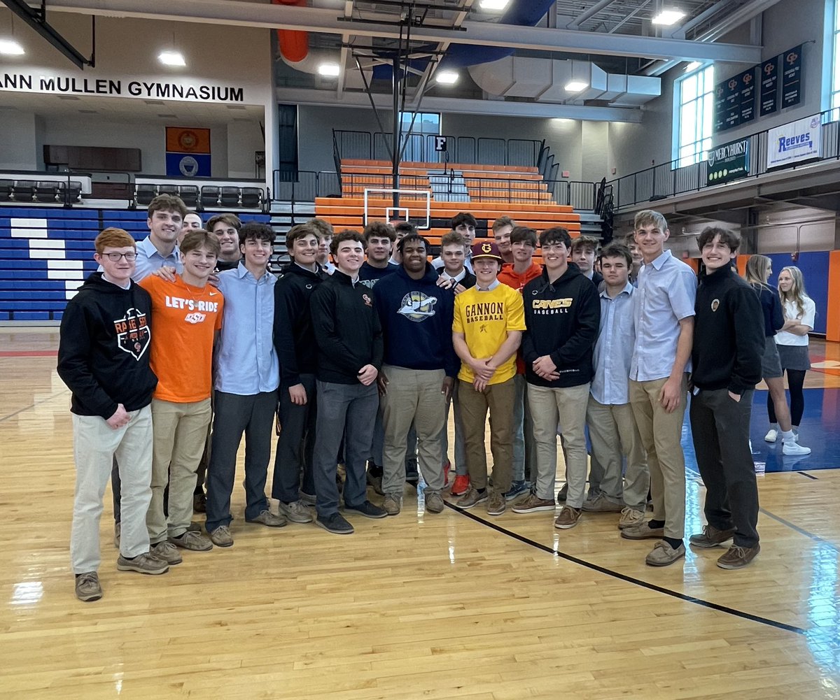 Celebrating another man’s success &amp; opportunities!  Congrats to <a href="/ColvinReece/">Reece Colvin</a> &amp; <a href="/taihopkins7/">tai hopkins</a> 

Love Our Brothers!  #LOB