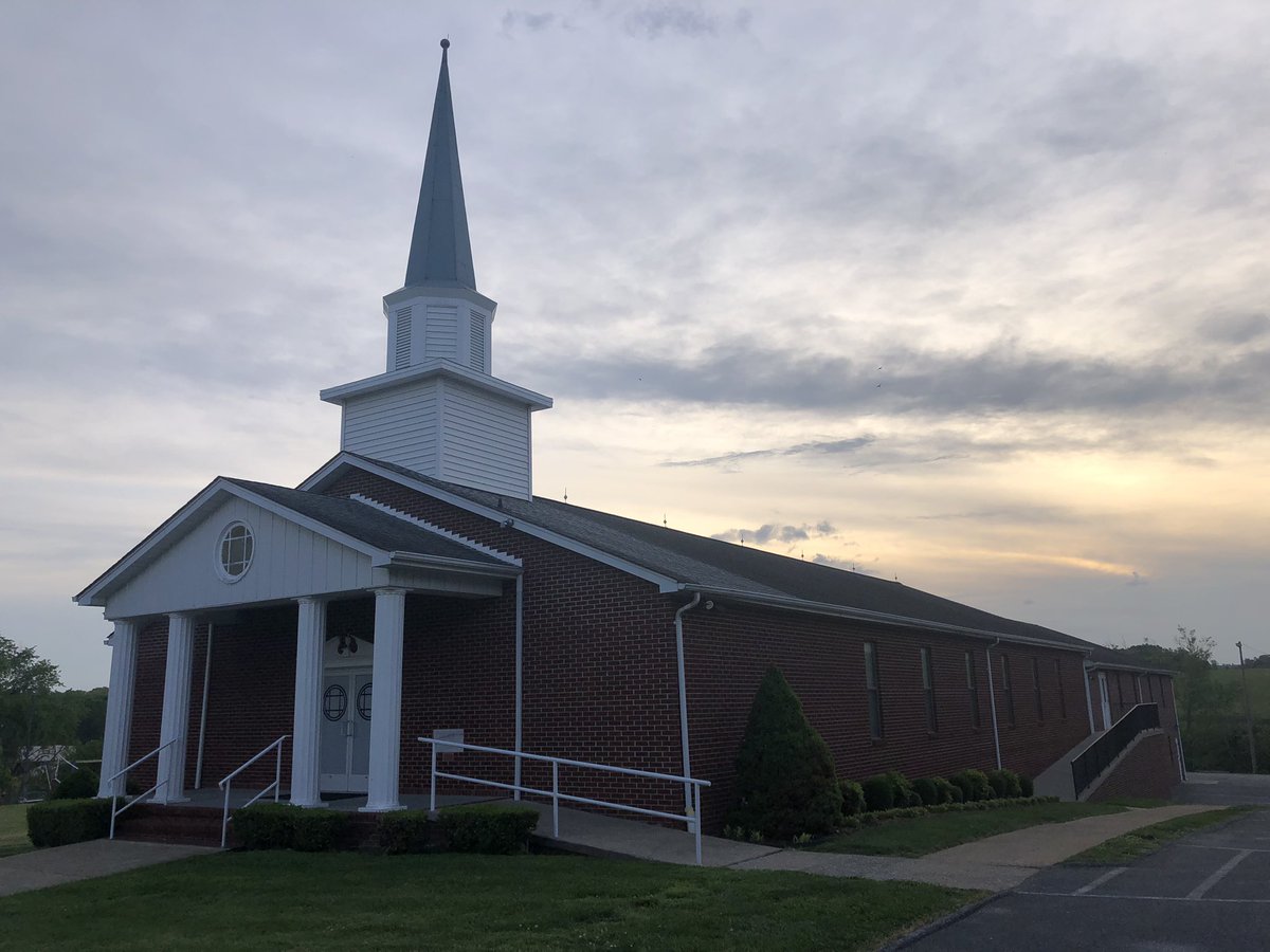 liveliketheson's tweet photo. Please pray for Bowmantown Baptist Church and my good friend, Pastor Josh Grizzle, a good guy. May they be a bright light in their community! #pray4oneanother #pastorfriends https://t.co/Sq9vmRtpye