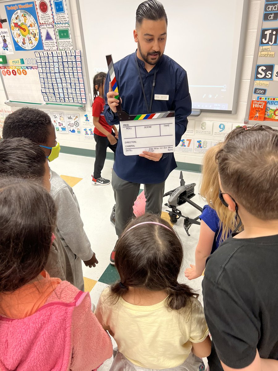 RKES_KG's tweet photo. Community helpers day 8 was all thanks to the @pwcgov news department! Thank you so much for showing us all of your cool tools you use to make videos, and especially your new drone! @RockledgePWCS https://t.co/4nSxaFq58F