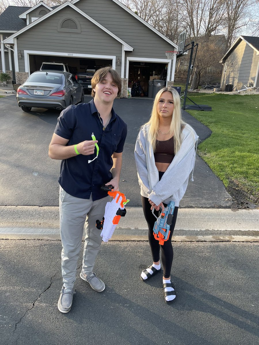 Oil rig gui lays down the law on saymau @channerf22