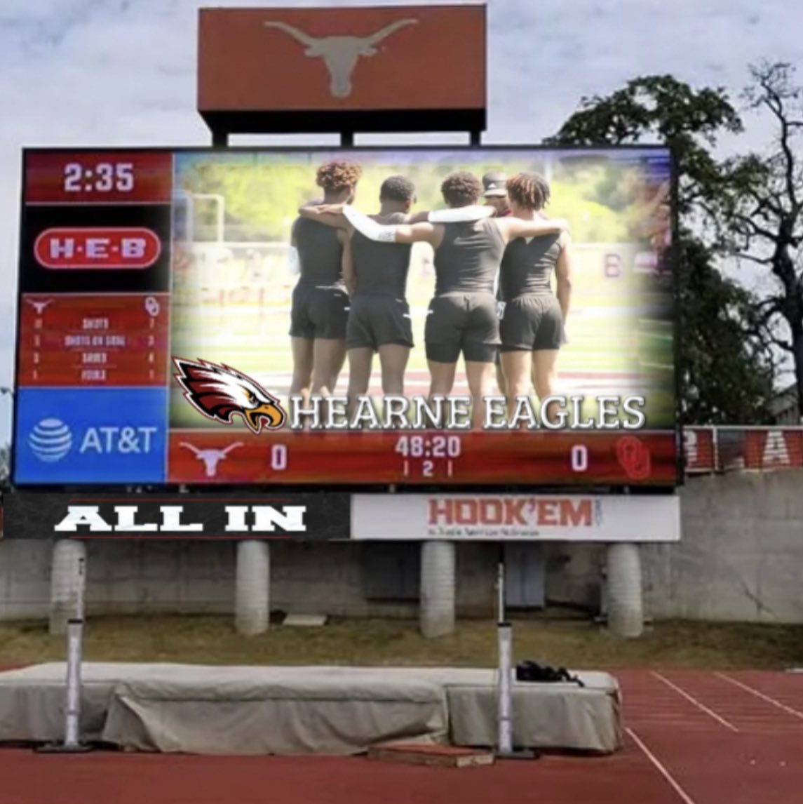coach_edmonson's tweet photo. When your gut says work in lane 2 and 7 you better listen . We got lane 1 for State . So let’s dance ! #ALLIN #EAGLESPEED🦅🔥🔥 #State22 https://t.co/W6lwUon2J1