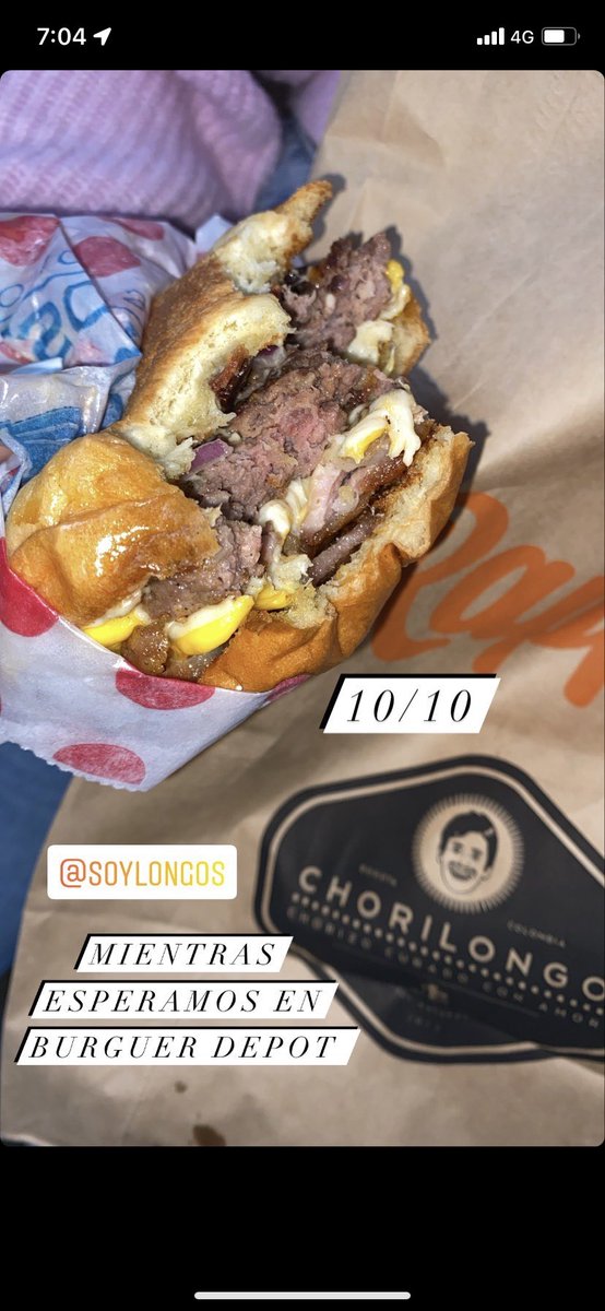 CamiRuizGalvis's tweet photo. Ya que hice fila toda la semana lo mínimo es que deje el Top 5 de Hamburguesas del Burguer master, para los que no saben soy una experta.
1. Longos 
2. Rústica 
3. Reyna 
4. Valientes 
5. Angus Azul 
#burguermasterco @tuliorecomienda @burguermaster #burguermaster https://t.co/RBYTNxvwmm