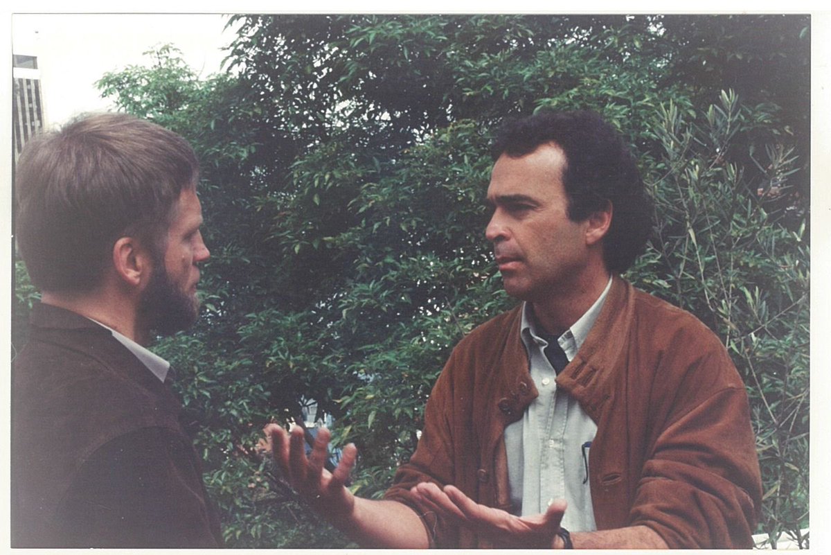 Un #TBT con <a href="/AntanasMockus/">Antanas Mockus</a>, mi mentor y seguro el de miles de colombianos. La decencia y los principios no son opcionales en Colombia. Hoy más que nunca NO TODO VALE.