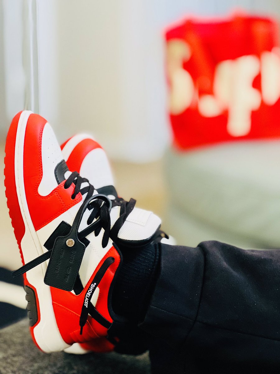 SHOE_PROGRAM's tweet photo. #Mailcall  #offwhite out of office Chicago… https://t.co/6BriSU7l1y