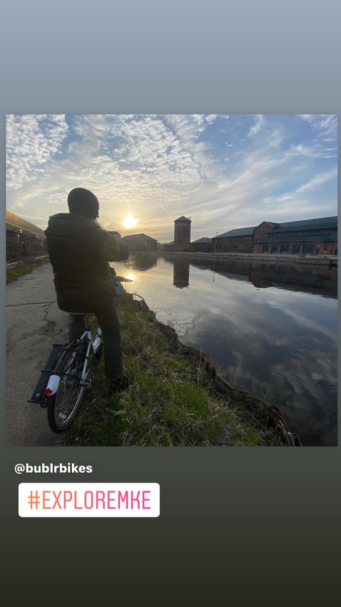BublrBikes's tweet photo. Nice night for an ⚡️🚲.  Tag us on your next ride. #HankAaronStateTrail #MenomineeValley #ExploreMKE #LoveMKE #Ebike #Bublr https://t.co/yZJU4R23r3