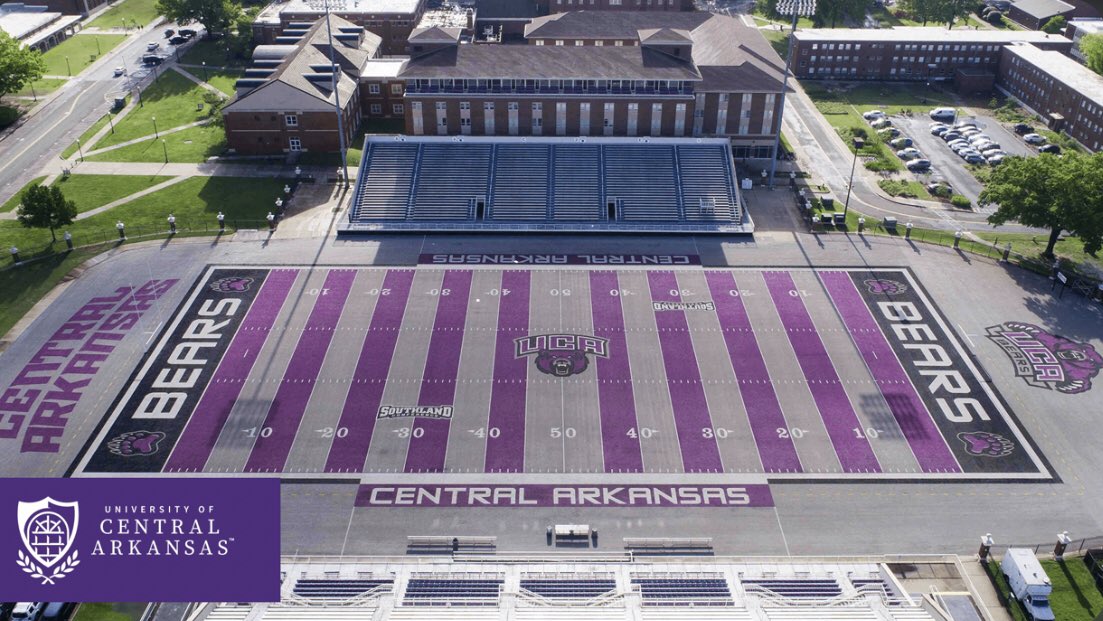 BenHaulmark's tweet photo. Blessed to receive an offer from the University of Central Arkansas! @UCA_Football @coachkitchens42 @ArRecruitingGuy @DannyWest247 @OtisKirk23 https://t.co/QNhqR7cdak