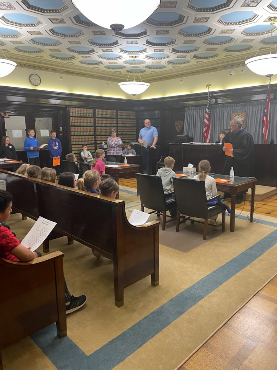 MatthewLGilmore's tweet photo. Thank you Fort Recovery Elementary School for bringing your third grade to tour the courthouse and perform a mock trial in the Mercer County Probate/Juvenile Court.  What a great group of kids. Polite, well-mannered and smart.  I hope they had as much fun as I did. https://t.co/i7J6yy2Nhl