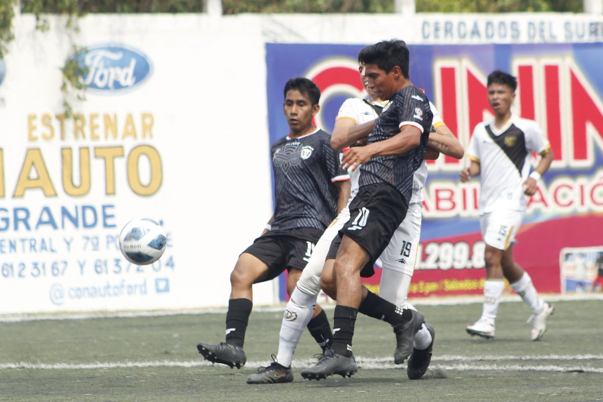paco_jf's tweet photo. Nada para nadie | Lechuzas UPGCH y @_GuerrerosDDios empataron 1-1 en el juego de ida de octavos de final de @LigaTDP. Juan Manuel Campos adelantó a los universitarios, pero al 84, Juan Manuel Rivera igualó para la visita. @3ratv @Terceramex #futbol #Chiapas https://t.co/HRpFutZZNB