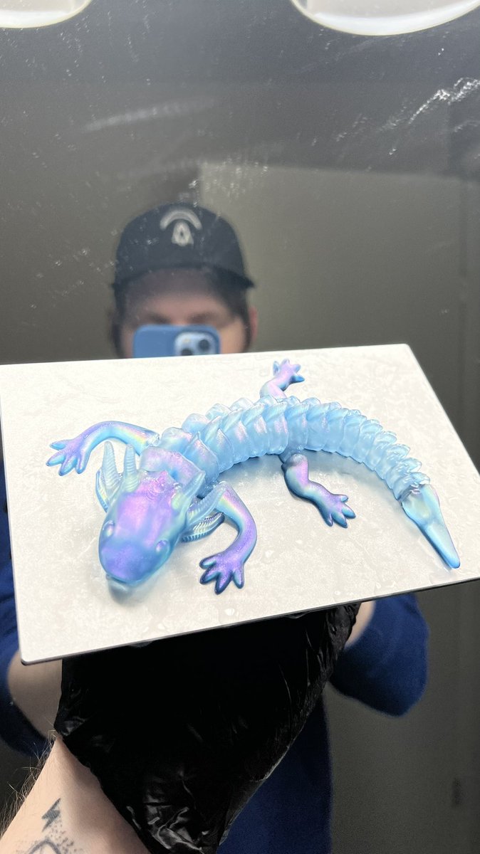 Don’t mind the messy mirror 😂 this axolotl Looks Unreal 😱🔥😍 Model By <a href="/TowerCreation/">Tower Of Creation</a>