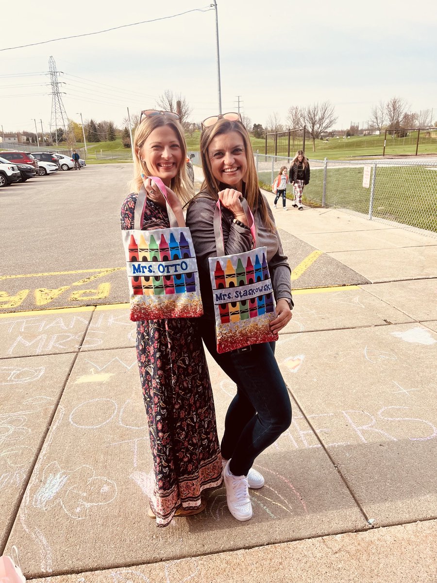 Feeling appreciated! We ❤️ our bags! ⁦<a href="/MrsStaskowski/">Lindsay Staskowski</a>⁩ ⁦<a href="/hillerwildcats/">Hiller Elementary | The Lamphere Schools</a>⁩ ⁦<a href="/LamphereSchools/">Lamphere Schools</a>⁩ #wearelamphere
