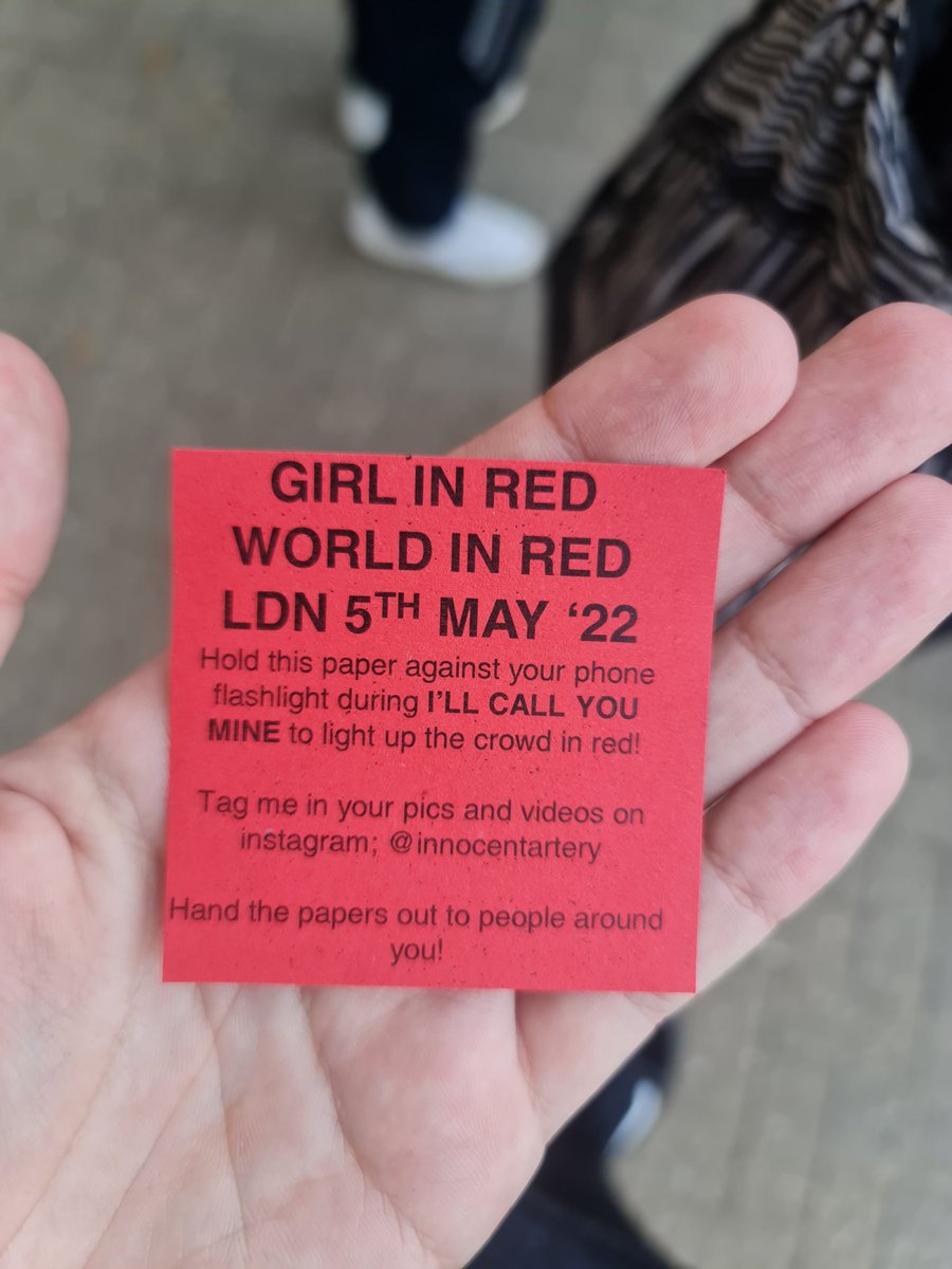 aphonso's tweet photo. fui no show da @_girlinred_ hj mano, na moral... 🥺😭🥲❤️ #worldinred @girlinredBrasil https://t.co/Rs4yyXx9jW