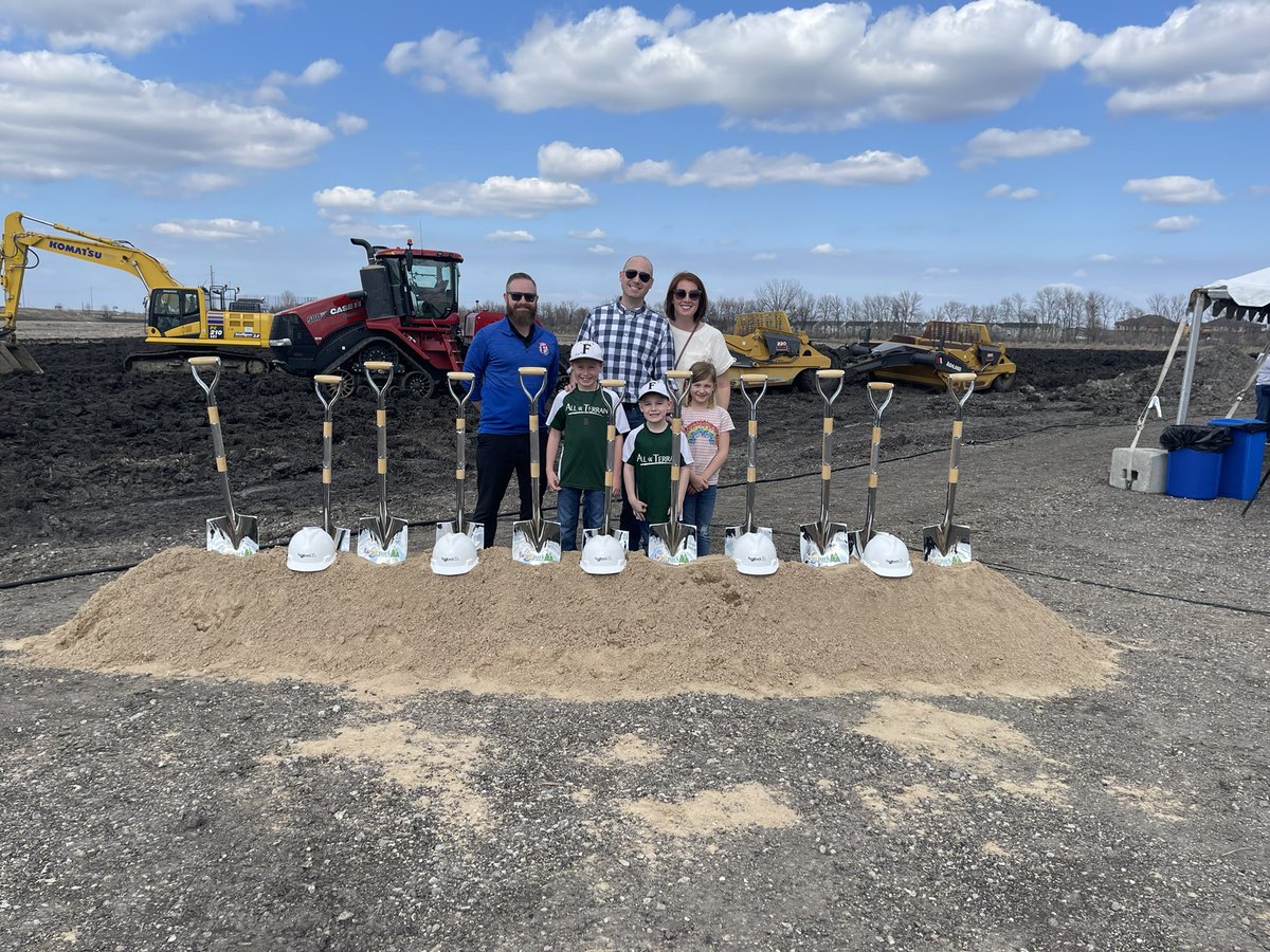 FargoParkSteph's tweet photo. Such an amazing day for the Fargo Park District! We have officially broke ground on the Fargo Parks Sports Complex! #fpscUpdates https://t.co/2khC8l2lcr