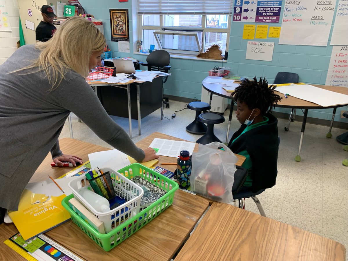 marietculver's tweet image. Math Power Hour  #MathCounts2 ⁦@SeatackDream⁩ ⁦@AAD_Inc⁩ ⁦@mathninja340⁩ ⁦@vbmathjohanna⁩ #DreamTeam 💙