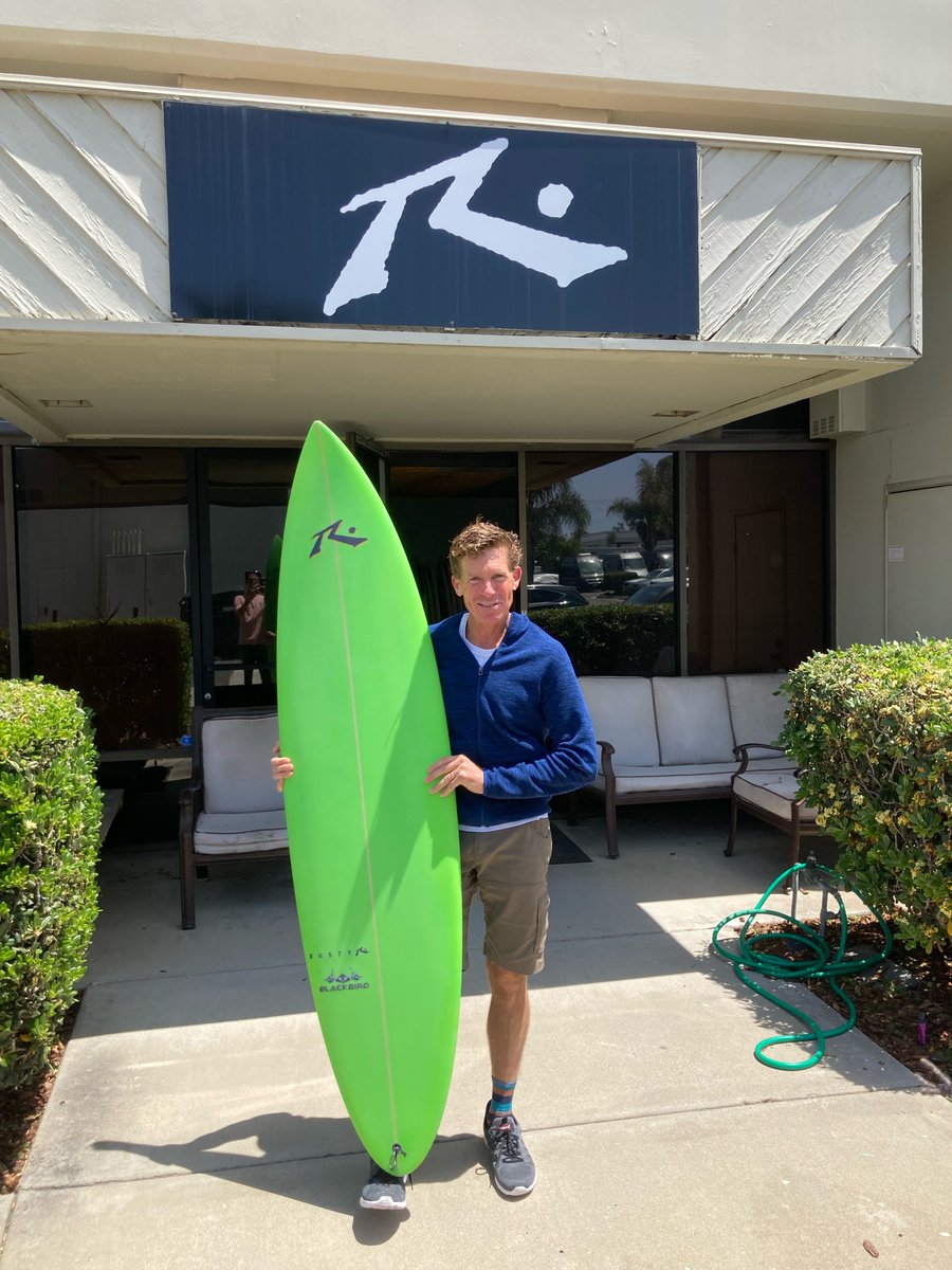 rustysurfboards's tweet photo. Mark picking up his 5th #RustyBlackbird. This one is a 6’8.

#rustysurfboards #ourkind

It’s only ever been about the boards. https://t.co/NpxY0IMN5l