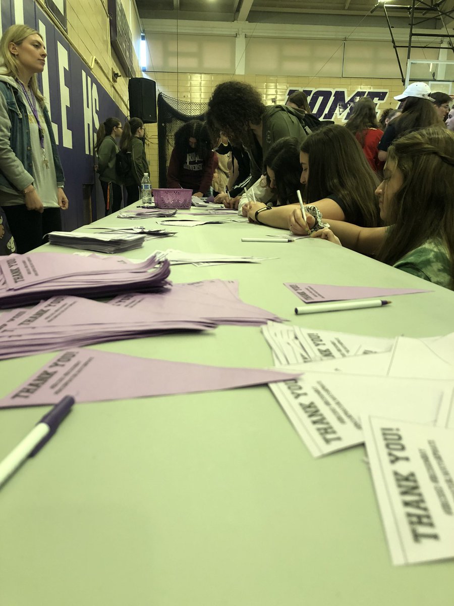 THSPirateSO's tweet photo. #TheyDecided!!!! Congratulations to our #Classof2022 on their post-grad plans. We had a blast at our Decision Day celebration today! @TottenvillehsI @THSSTEAM @RoTierno @PirateTVTHS @cbloom14 #MrsWatkins @SIBOD31 @SITCACDOE https://t.co/v3blUWrcwg