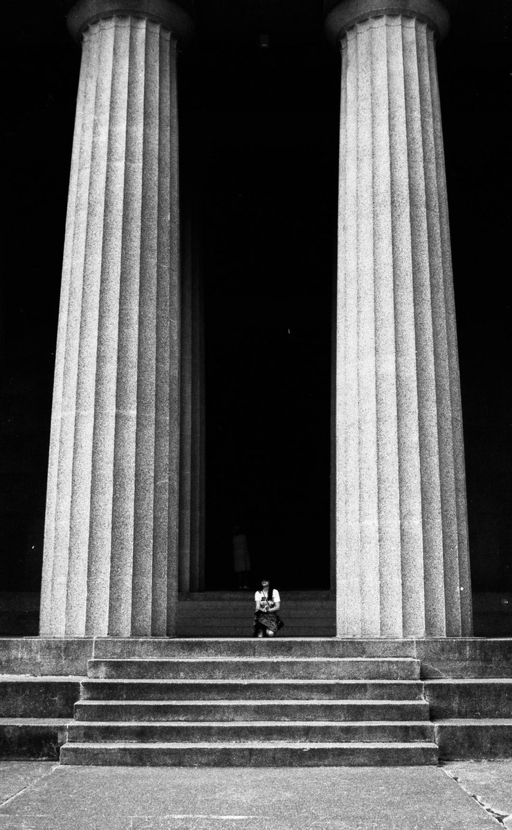 Paramoarts's tweet photo. Nashville- trix https://t.co/RQhN0QQ9R5