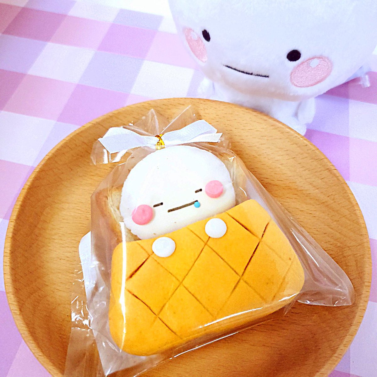 「すぐ売り切れてしまったクッキーが少数ですが再入荷しました🍪
残り期間がわずかと」|いしいともこ🍙しろまる じゃがりこコラボTVCM🎂のイラスト