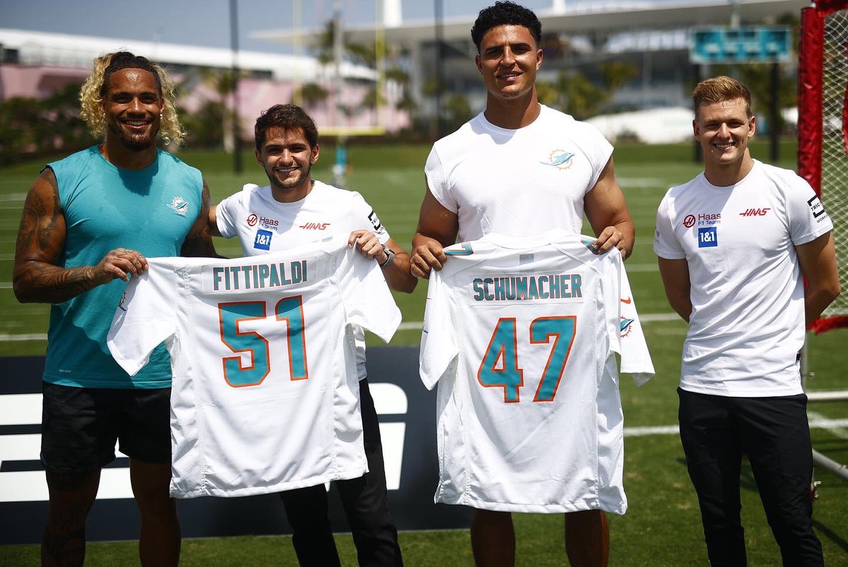 SchumacherMick's tweet photo. Thank you @MiamiDolphins !!🐬🏈 https://t.co/fOkX8MJYzC