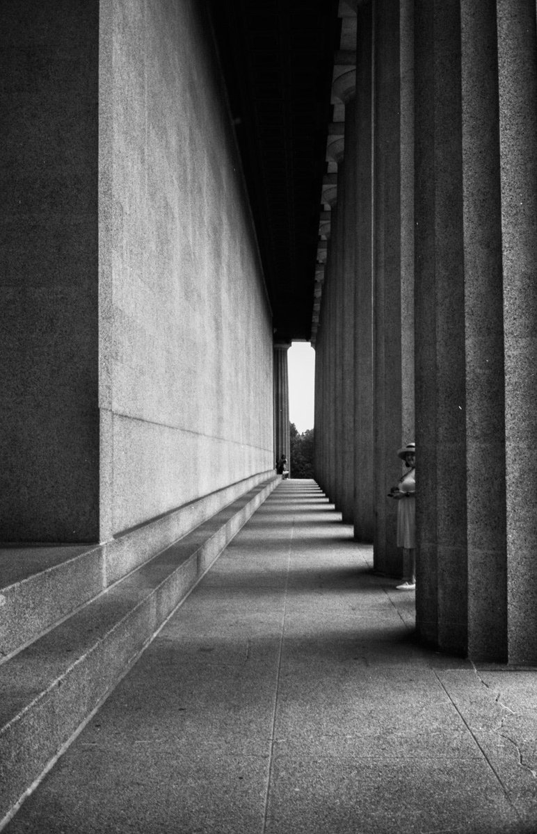 Paramoarts's tweet photo. Nashville #nashville #kodaktrix #leicam6 https://t.co/F92YscZG1y