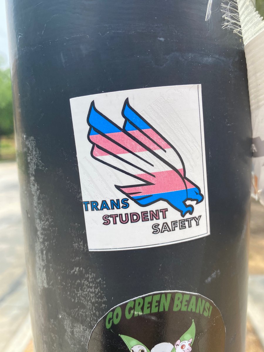 TransPrideUNT's tweet photo. Some older #transpride still around at #UNT ! https://t.co/4J6NigsSEq