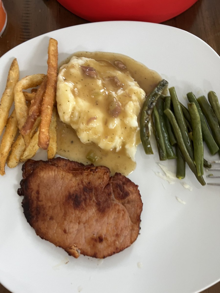 KennethMM03's tweet photo. Today’s dish hit different 🤤 https://t.co/g3P8pBrRJu