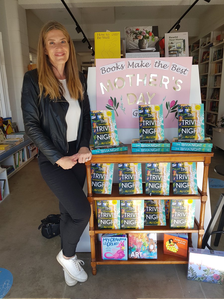 luckienicky's tweet photo. @beachbookseller has got Mother's Day sorted!  @aliloweauthor #TriviaNight @HachetteAus https://t.co/GE9FyCJL6u