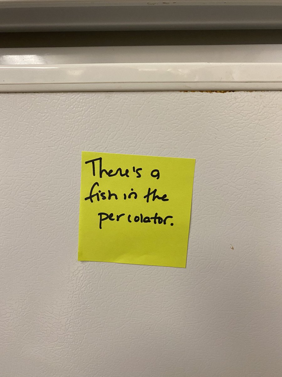 Post it Note found on a fridge in a teachers lounge. #fishinapercolator <a href="/SheyaPZ/">Sheya</a> <a href="/MsGomezEn5to/">Agnes Gómez</a> <a href="/kkullberg/">Kristen Kullberg</a> <a href="/FisherRiana/">Riana Fisher</a> <a href="/eliseheil/">Elise Heil</a>
